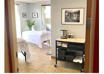 Phoenix Acupuncture Supreme Acupuncture of Phoenix