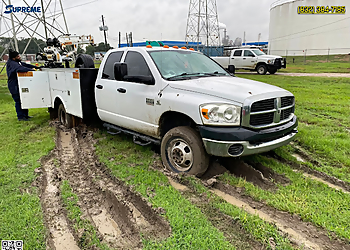 Supreme Towing Pasadena Pasadena Towing Companies image 1
