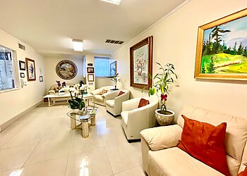 Los Angeles Endocrinologists Susan Pekarovics, M.D