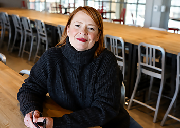 Suzanne Hinton - Kansas City, KS Real Estate Agents - Portrait