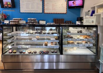 Sweet Arleen's - Thousand Oaks, CA Cakes - Restaurant Interior Image