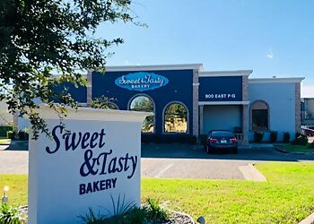McAllen Cakes Sweet & Tasty Bakery
