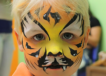 Hollywood Face Painting Sybi Face Painter