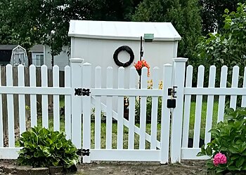 Syracuse Fence Inc Syracuse Fencing Contractors image 1