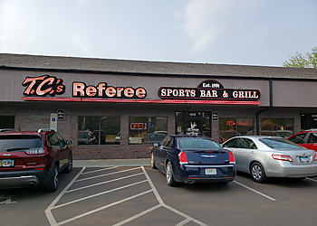 Sioux Falls Sports Bars T C's Referee Sports Bar & Grill
