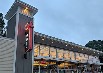 TOWER MARKET AND DELI - Nashville, TN Sandwich Shops - Restaurant Entrance Image