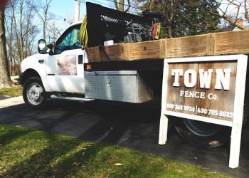 TOWN Fence Co. Naperville Fencing Contractors