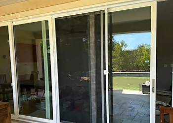 Irvine Window Cleaners T&S Window Screen Repair and Window Cleaning