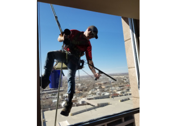 Albuquerque window cleaner TUX WINDOW CLEANING 