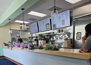Table 504 Catering - Santa Clarita, CA Caterers - Restaurant Interior Image