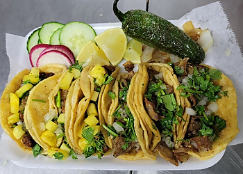 Thornton Food Trucks Tacomiendo