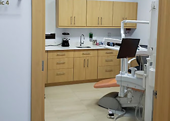 Huntington Beach Dentists Tahir Khan, DDS - SMILES CAFE DENTISTRY