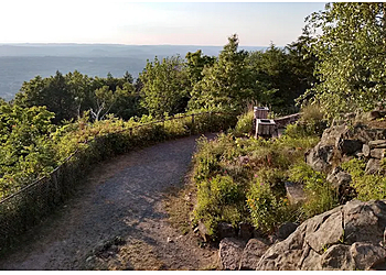 Hartford Hiking Trails Talcott Mountain State Park