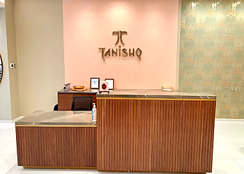 Tanishq Jewelers - Aurora, IL Jewelry - Business Interior Image