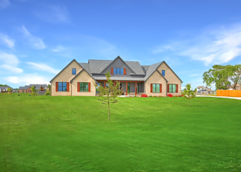 Oklahoma City Real Estate Agents Tara Levinson - LEVINSON REAL ESTATE TEAM