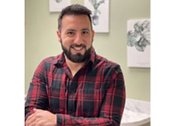 Tariq Riyal, DDS - MISWAK DENTISTRY Chicago Cosmetic Dentists Tariq Riyal, DDS - MISWAK DENTISTRY