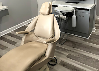 Aurora Dentists Tasneem Lakha, DDS - VILLAGE GREEN DENTAL