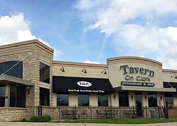 Rockford American Restaurants Tavern On Clark