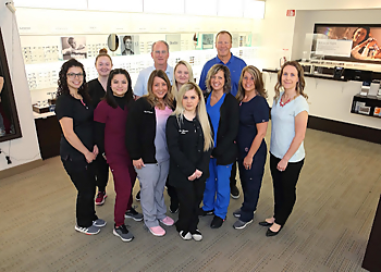 Des Moines Pediatric Optometrists Terry D. Huseman, OD - HUSEMAN EYE CARE