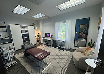 Tessa Kothe, PT, DPT, CF-L1 - SUMMIT PHYSIO & PERFORMANCE - Colorado Springs, CO Physical Therapists - Treatment Room Image