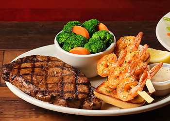 Texas Roadhouse Lubbock Lubbock Steak Houses image 1