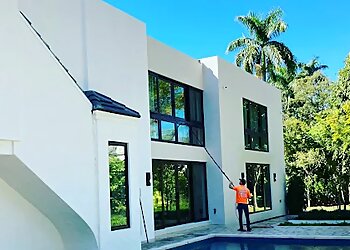 Hialeah Window Cleaners Tharsys Window Cleaning LLC.