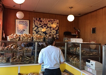 3 Best Bagel Shops in St Louis, MO - Expert Recommendations