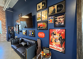 The Banana Tattoo - Miramar, FL Tattoo Shops - Business Interior Image
