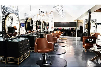 Indianapolis Beauty Salons The Beauty Bar at Geist