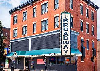 The Broadway Restaurant & Catering - Worcester, MA Caterers - Restaurant Exterior Image
