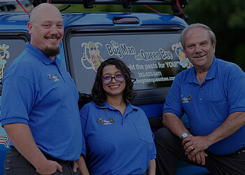 Milwaukee Pest Control Companies The Bug Man and Queen Bee