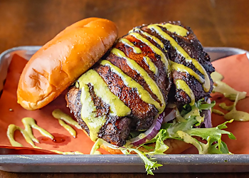 Jacksonville Food Trucks The Butt Hutt Smokehouse