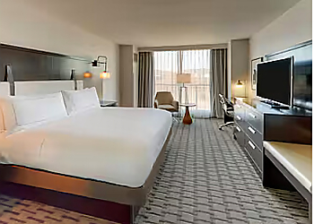 Chattanooga Hotels The Chattanoogan Hotel, Curio Collection by Hilton
