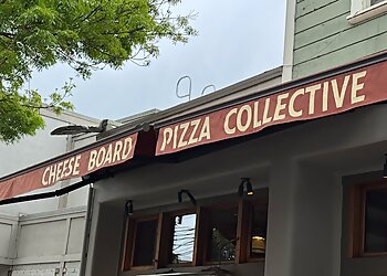 Berkeley Pizza Places The Cheese Board Collective