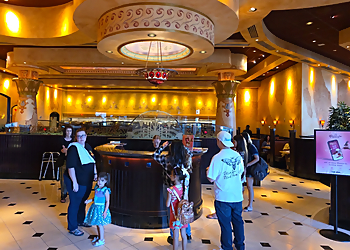 The Cheesecake Factory - Chandler, AZ American Restaurants - Restaurant Interior Image