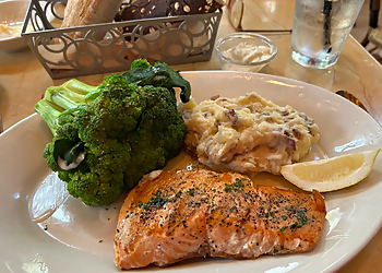 The Cheesecake Factory Salt Lake City Salt Lake City American Restaurants image 1