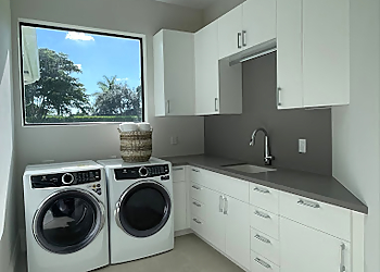 The Closets Company Pompano Beach Custom Cabinets image 1