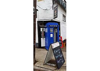 New Orleans Pubs The Crown & Anchor English Pub