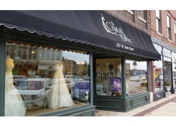 3 Best Bridal Shops in Naperville, IL - Expert Recommendations