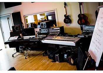 Detroit Music Schools The Detroit School of Rock and Pop Music®