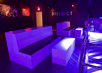 Honolulu Night Clubs The District Nightclub