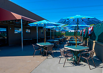 St Paul Night Clubs The Dog House Bar and Grill