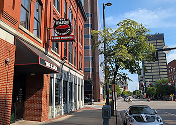 Manchester Sports Bars The Farm Bar & Grille