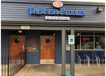 3 Best Seafood Restaurants In Tacoma Wa Threebestrated The Fish Peddler Restaurant And Market