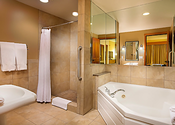 Vancouver Hotels The Heathman Lodge