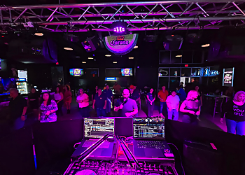 The Hideout Bar and Club - Bakersfield, CA Night Clubs - Live music image