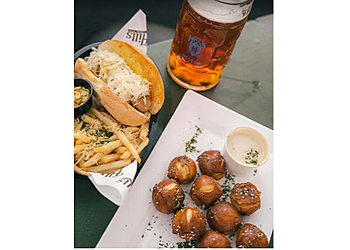 San Diego Pubs The Hills Pub