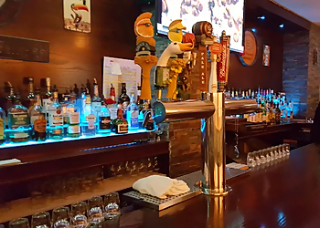 Yonkers Night Clubs The Hole In The Wall Bar