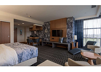 The Hotel at Kirkwood Center - Cedar Rapids, IA Hotels - Hotel Room Image