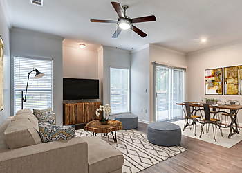 San Antonio Apartments For Rent The Jax Apartments